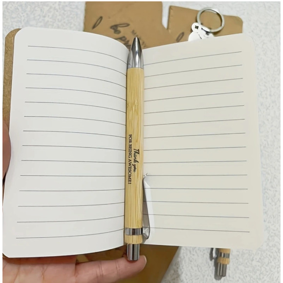 24pcs Inspirational Thank You Gift Set with Keychain and Bamboo Retractable Pen - Picture 2 of 4